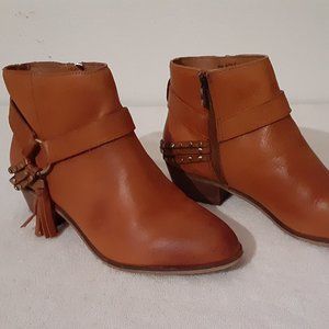 Chinese Laundry Leather Ankle Boots 8 Light Brown